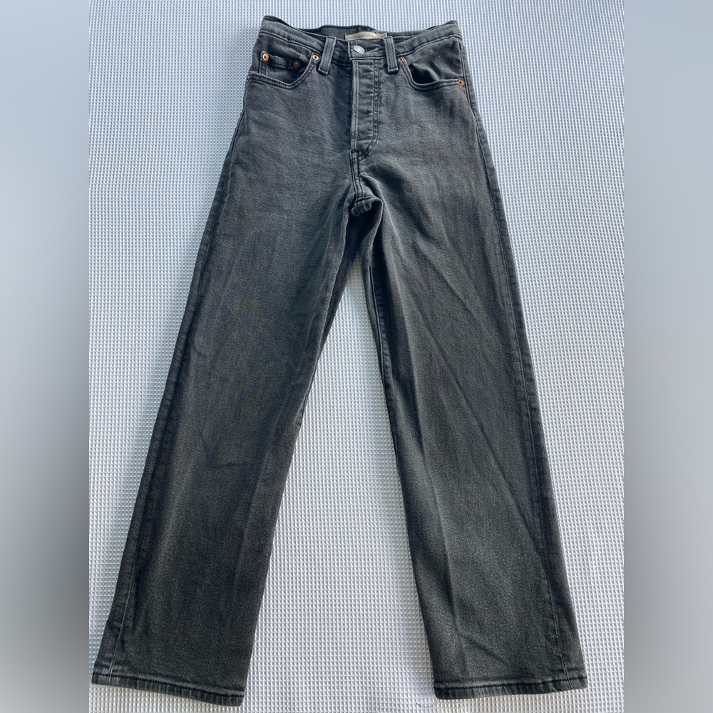 Levi’s Ribcage Straight Ankle Jeans Washed Black Size 24